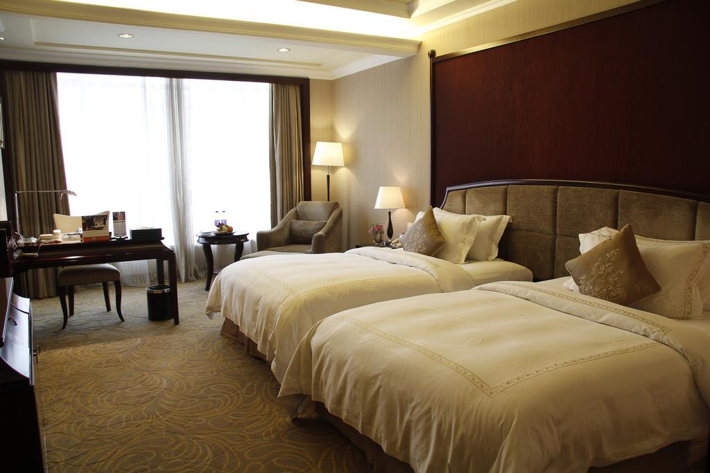 The Royal Marina Plaza Hotel Cantão Exterior foto
