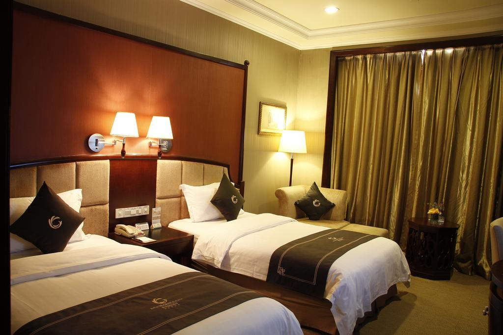 The Royal Marina Plaza Hotel Cantão Exterior foto