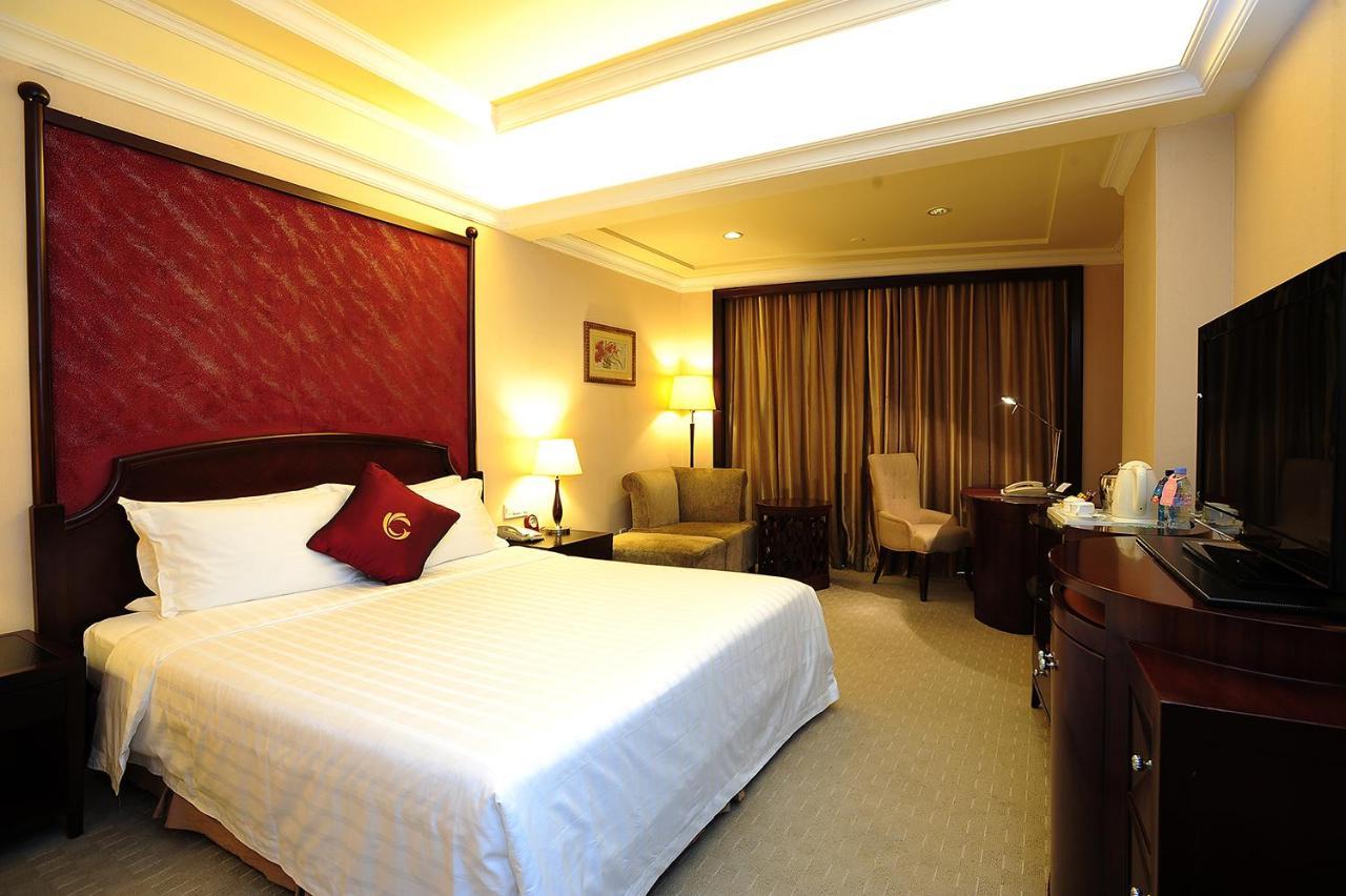 The Royal Marina Plaza Hotel Cantão Exterior foto